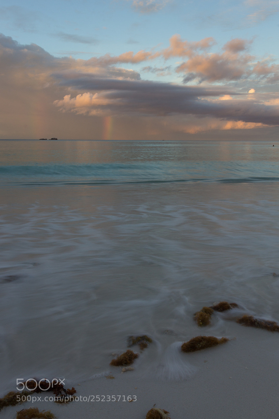 Canon EOS 600D (Rebel EOS T3i / EOS Kiss X5) sample photo. Rainbow at the beach photography