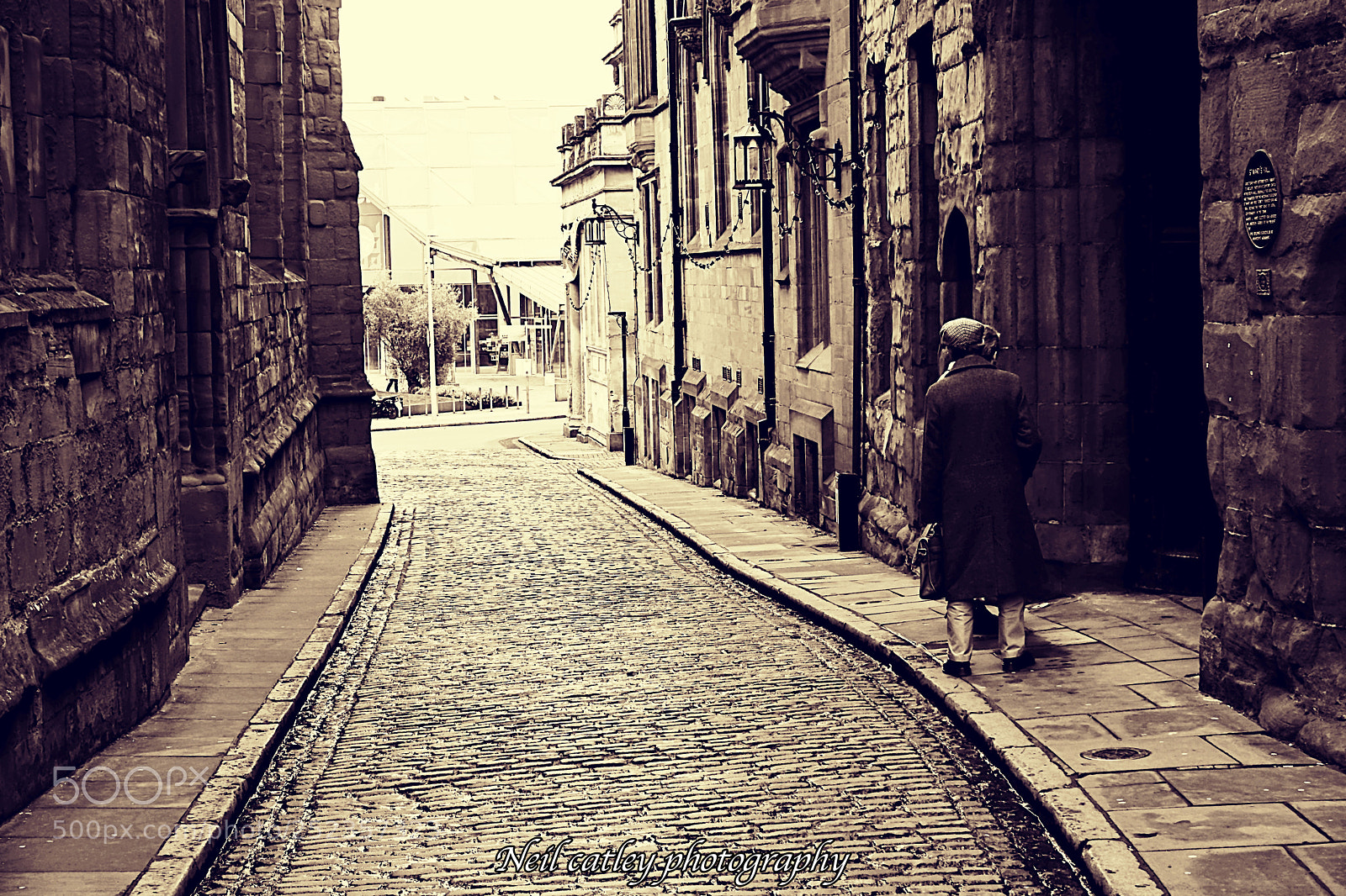 Sony a6000 sample photo. Sepia bayley lane photography