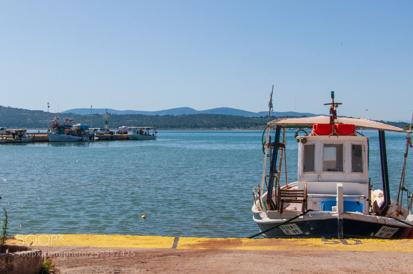 Nikon D5000 sample photo. Docked boat photography
