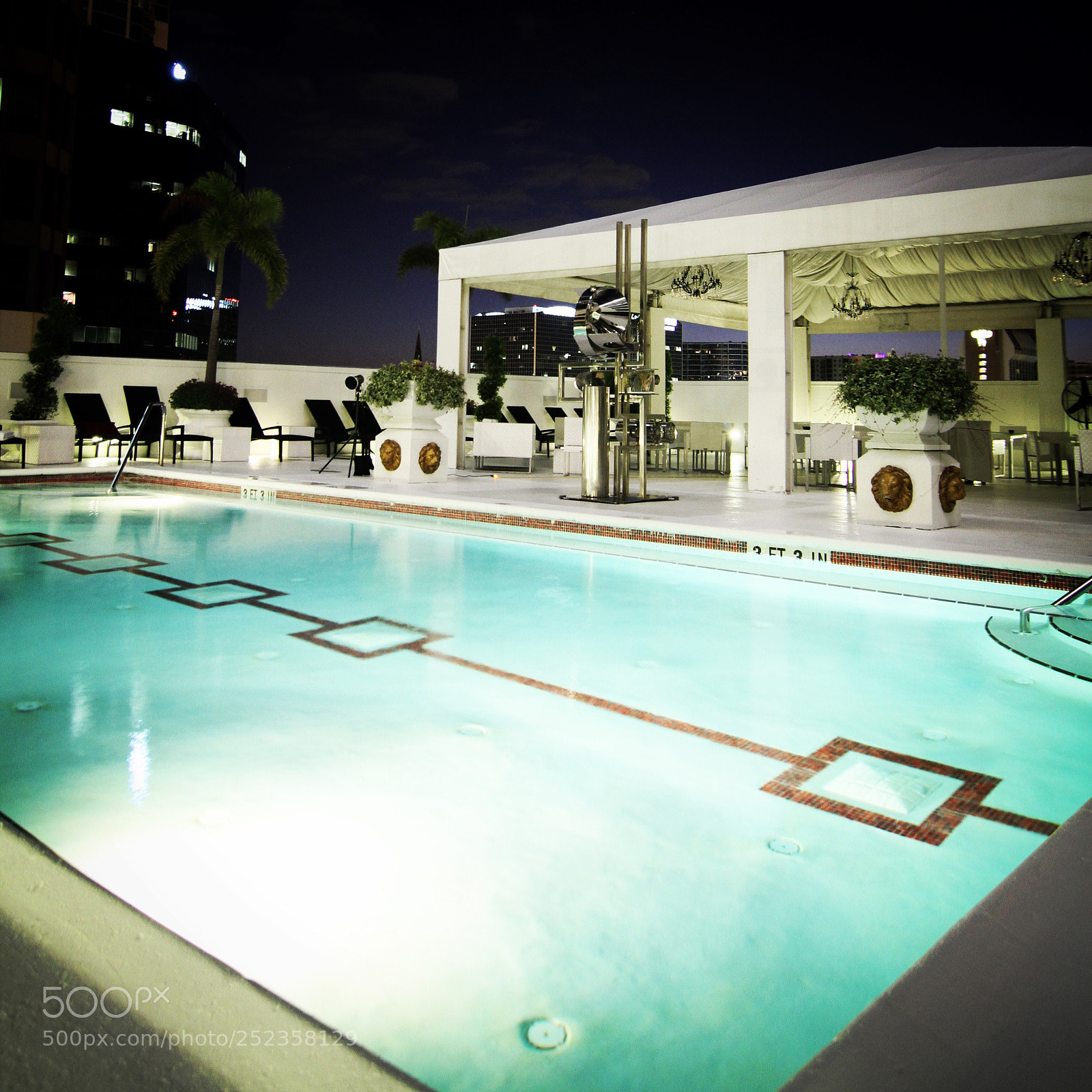Canon EOS 7D sample photo. Orlando rooftop pool photography