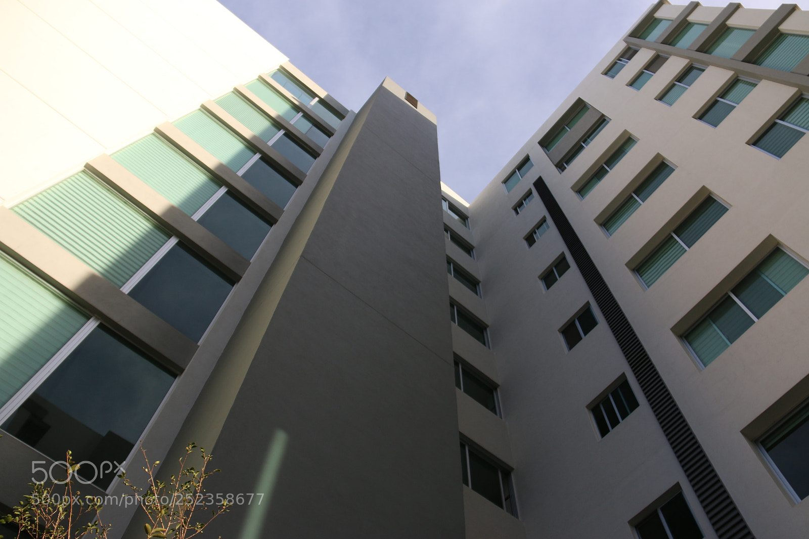 Canon EF-S 18-200mm F3.5-5.6 IS sample photo. Img photography