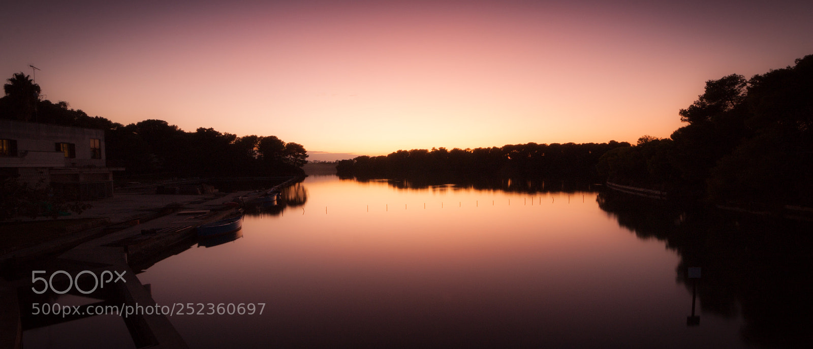 Canon EOS 450D (EOS Rebel XSi / EOS Kiss X2) sample photo. Lake at sunset photography