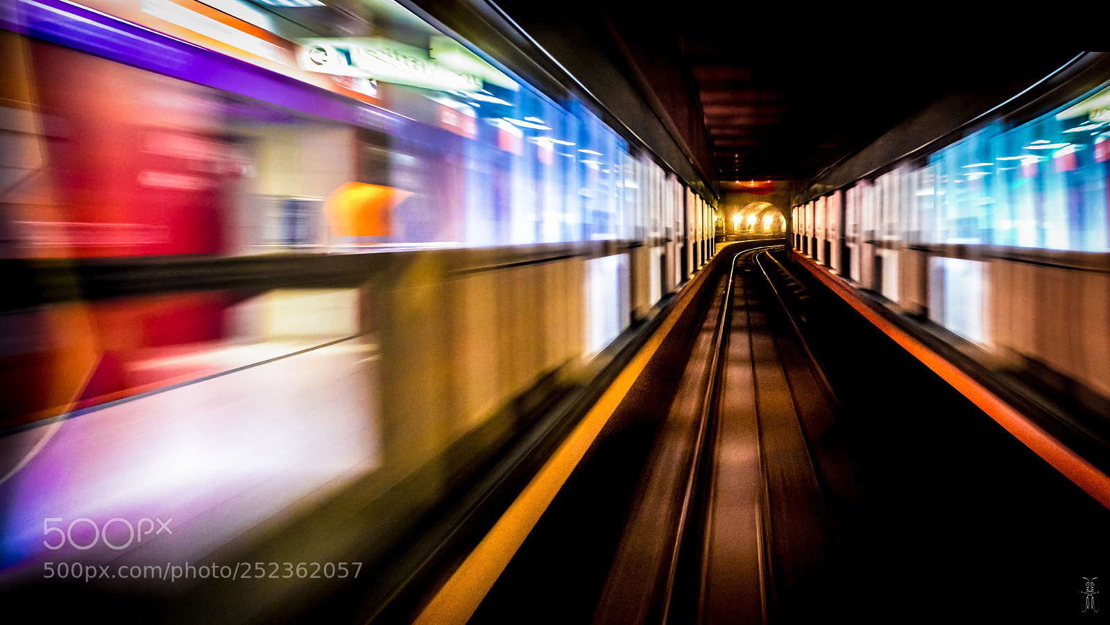 Fujifilm X-T2 sample photo. Subway. milano photography