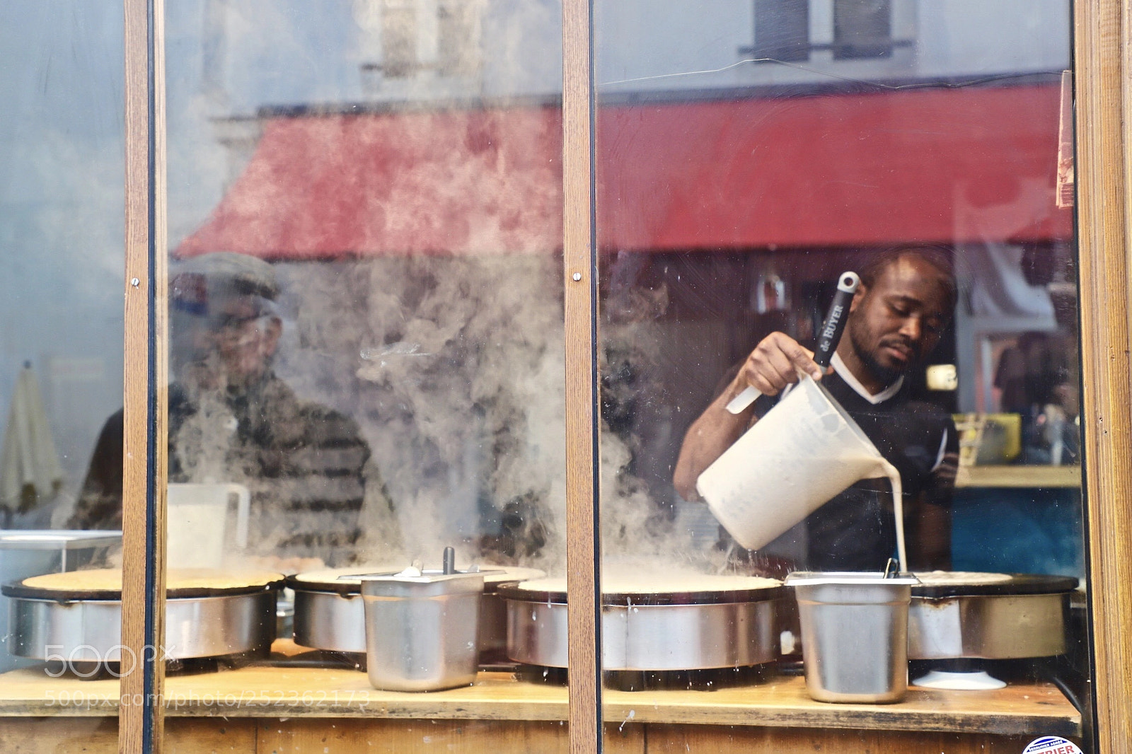 Canon EOS 6D Mark II sample photo. Crêperie photography