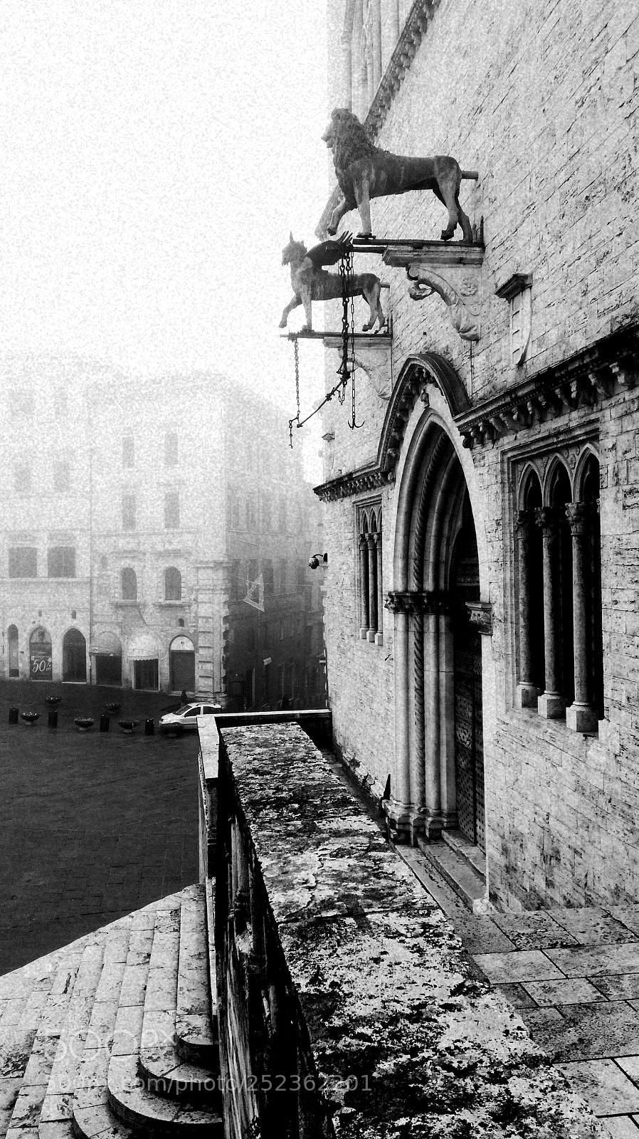 HUAWEI P9 LITE sample photo. Perugia tra la nebbia. photography