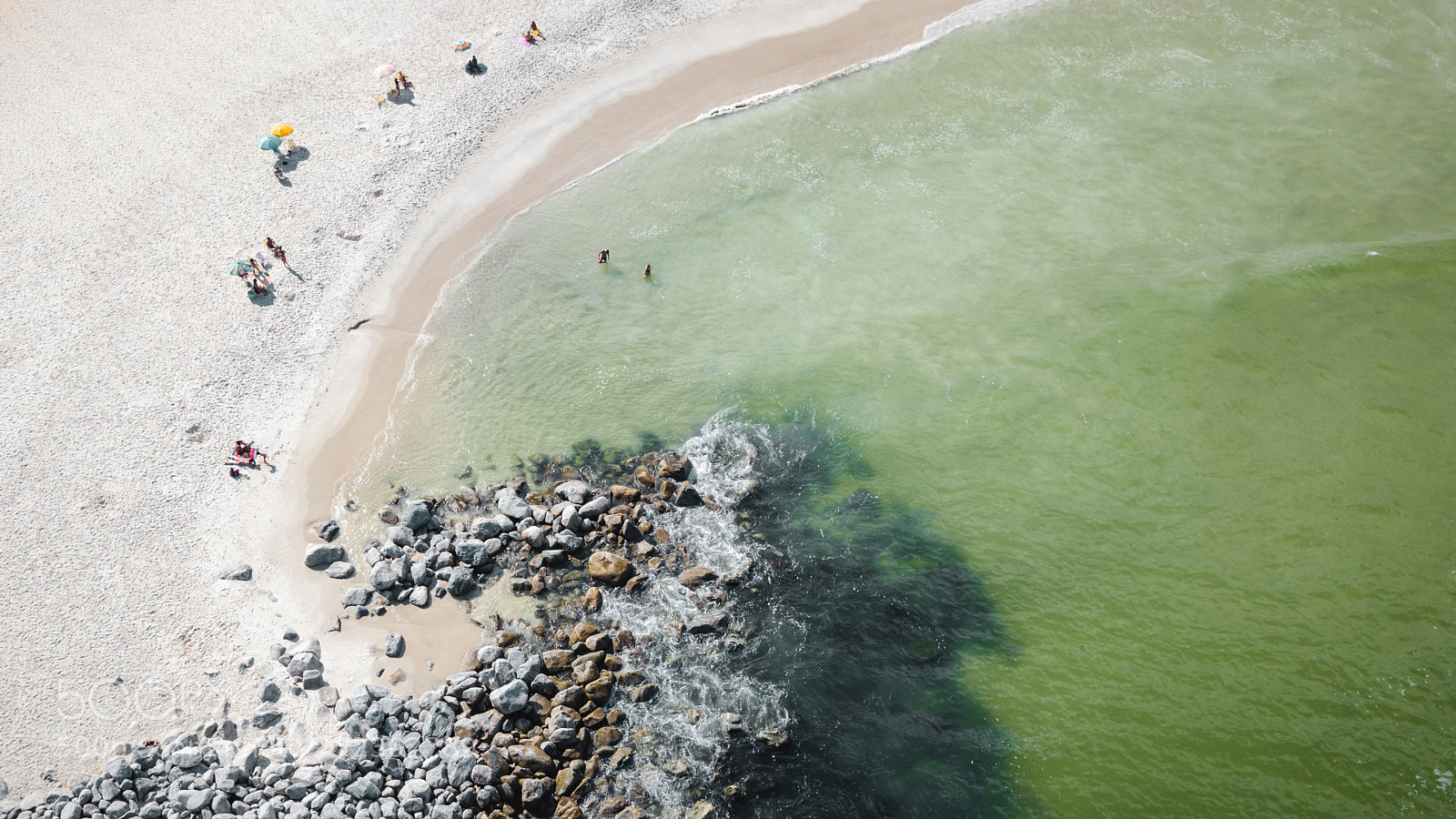 DJI FC220 sample photo. Itauna beach from above photography