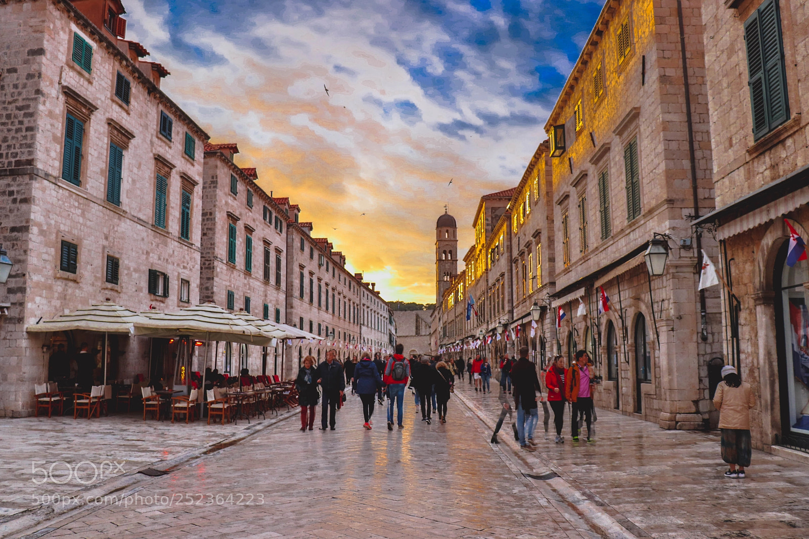 Canon EOS 77D (EOS 9000D / EOS 770D) sample photo. Vibrant streets of dubrovnik photography