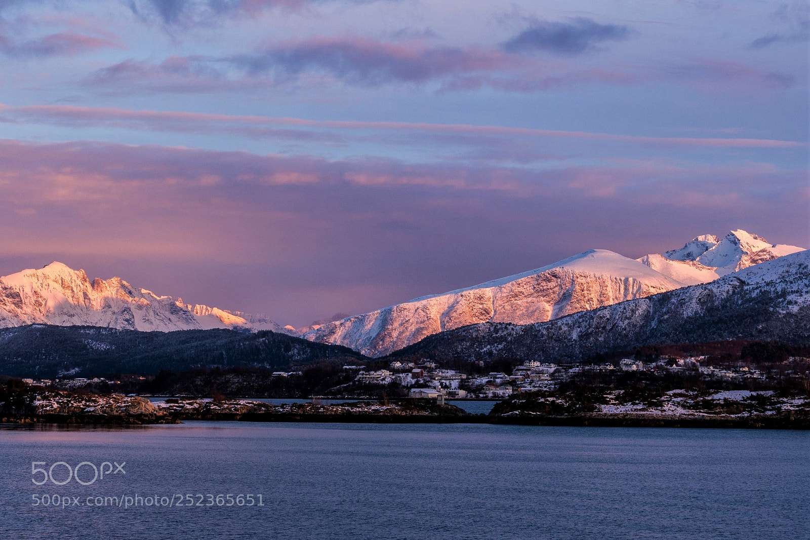 Olympus OM-D E-M10 II sample photo. Guardians of the fjord photography
