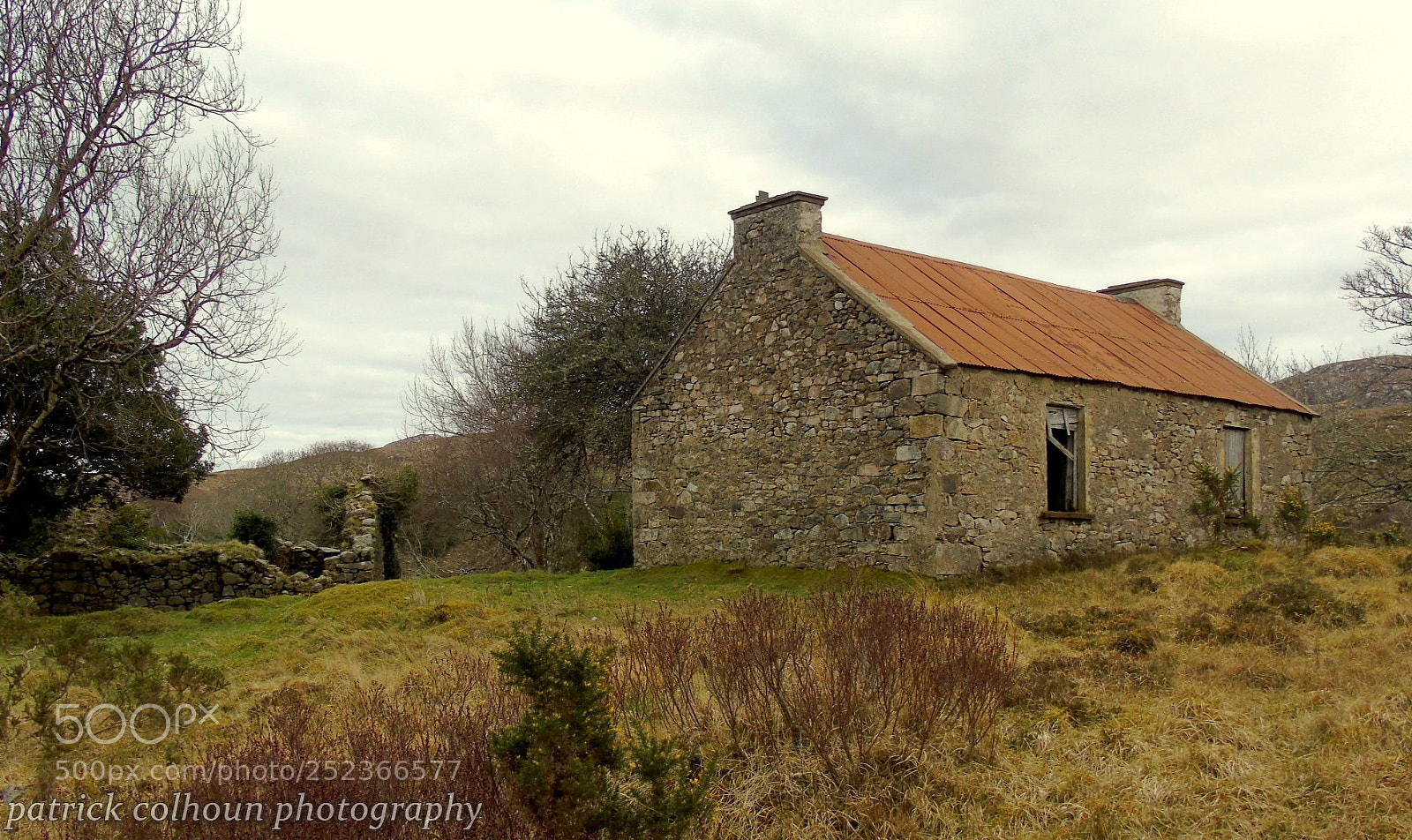 Sony Cyber-shot DSC-H400 sample photo. Abandoned farmhouse photography