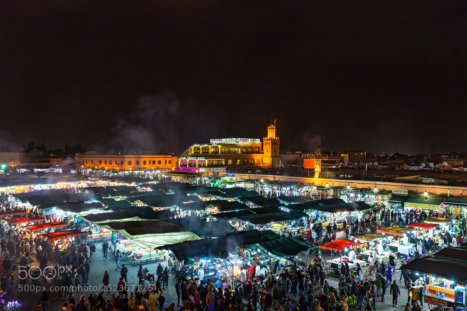 Sony a7 II sample photo. Night market photography
