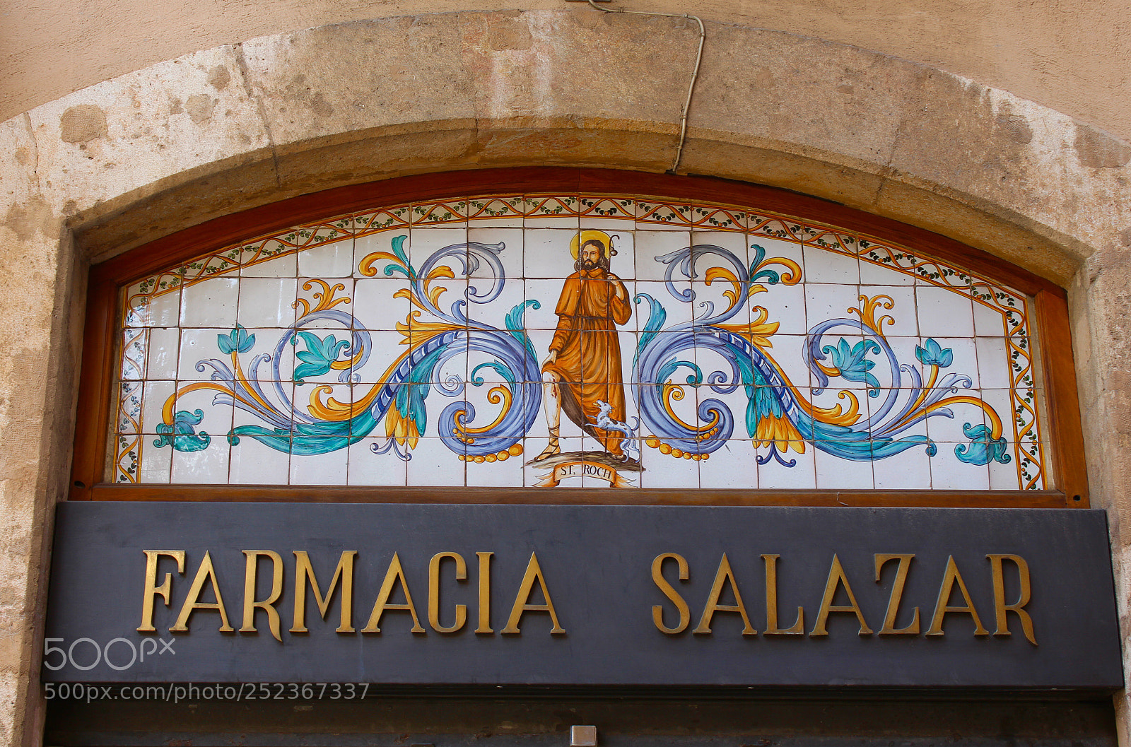 Canon EOS 700D (EOS Rebel T5i / EOS Kiss X7i) sample photo. Vintage pharmacy photography