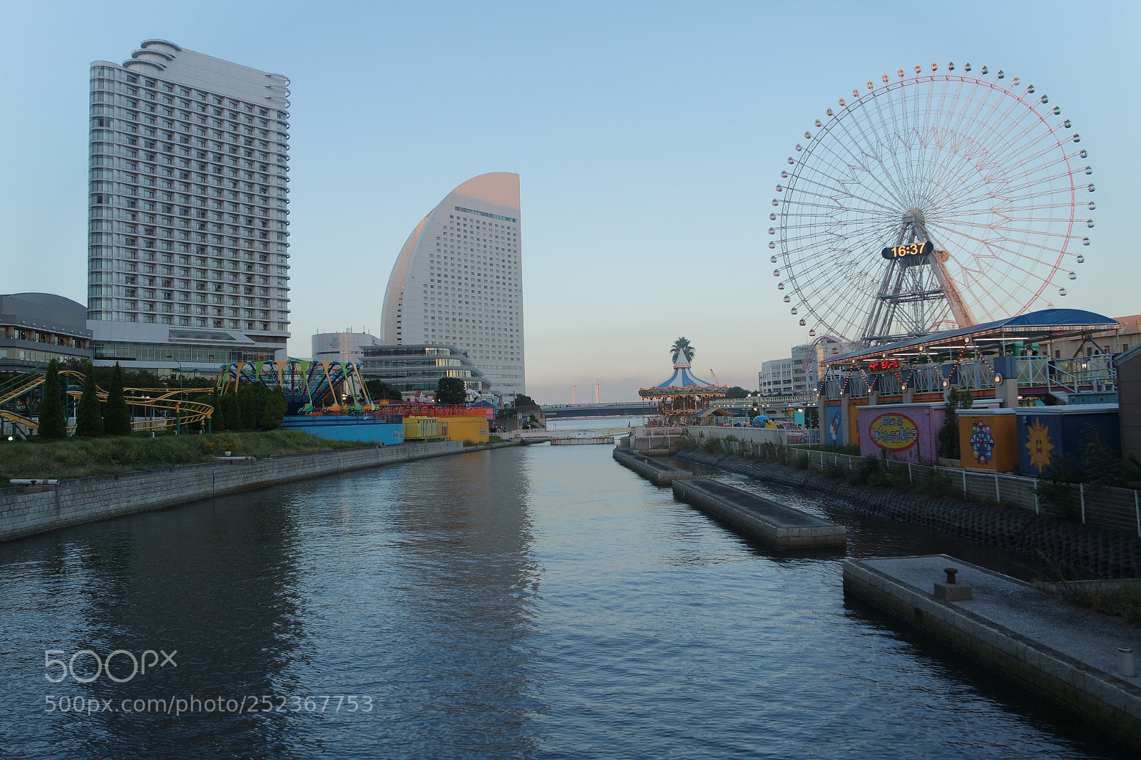Samsung NX3000 sample photo. 横浜市 photography