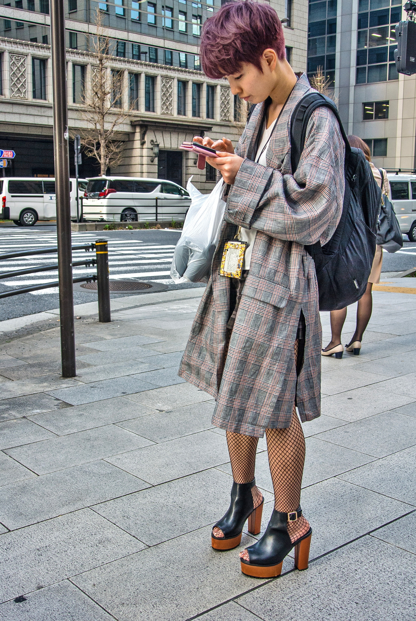 Nikon 1 V1 sample photo. A fashionable young lady. photography