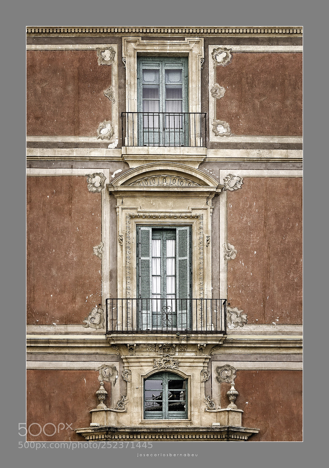 Sony a6000 sample photo. Red facade photography