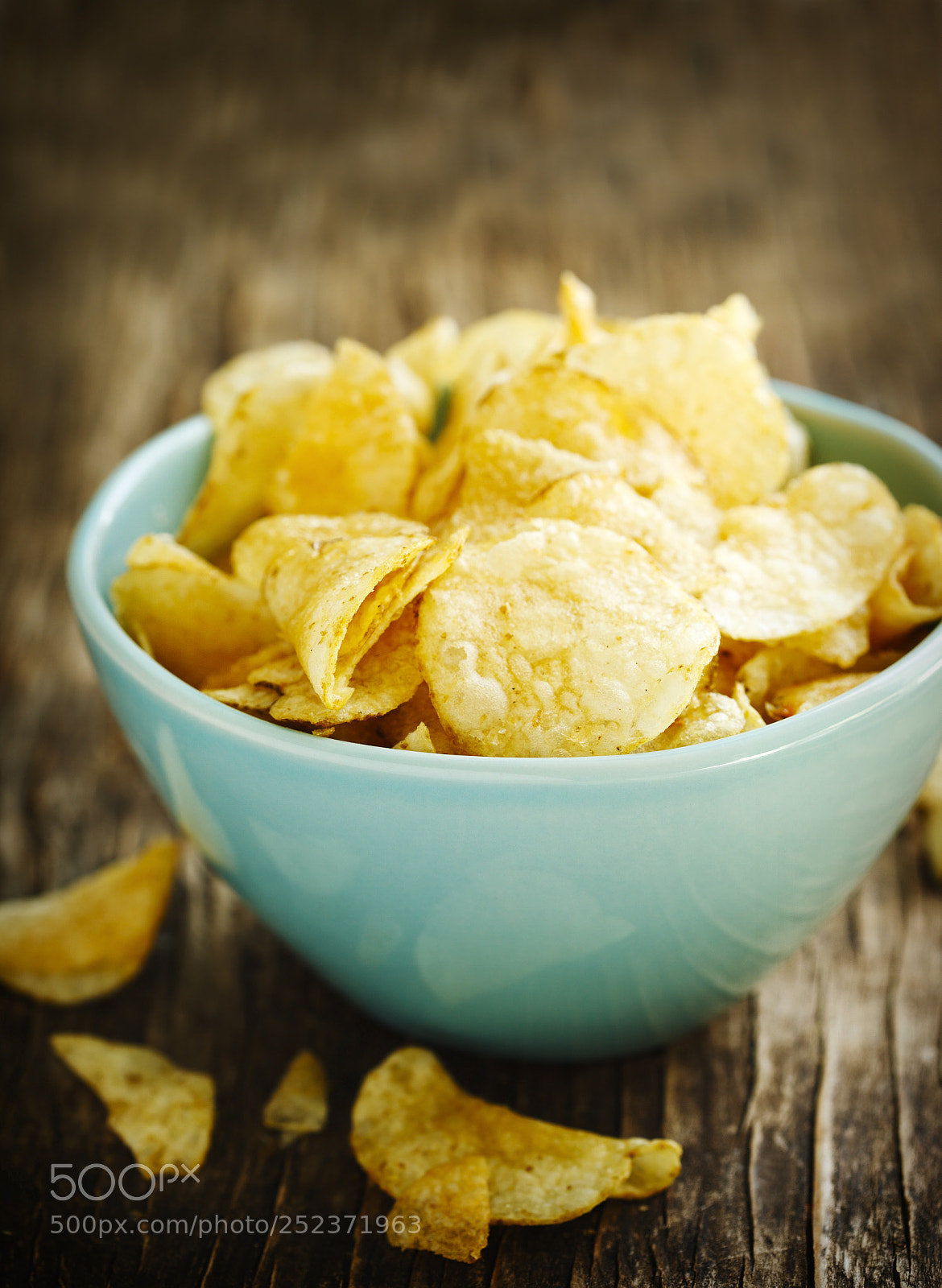 Canon EOS 5D Mark II sample photo. Potato chips photography