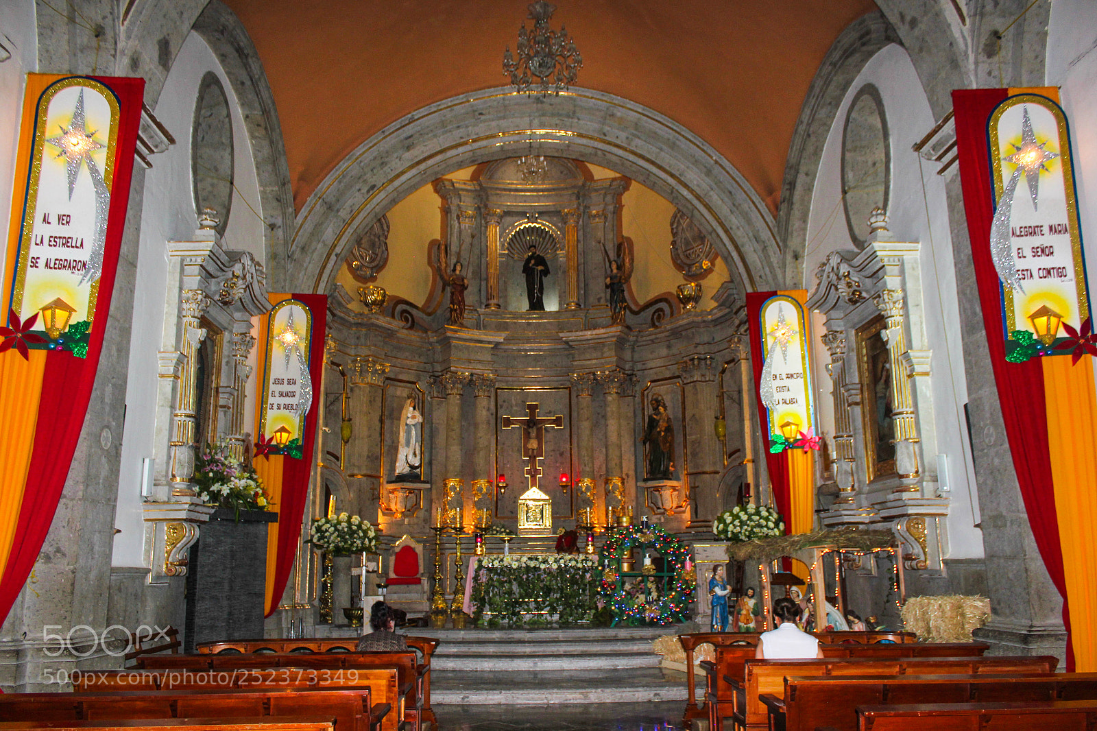 Canon EOS 550D (EOS Rebel T2i / EOS Kiss X4) sample photo. Catedral de chapala, altar photography
