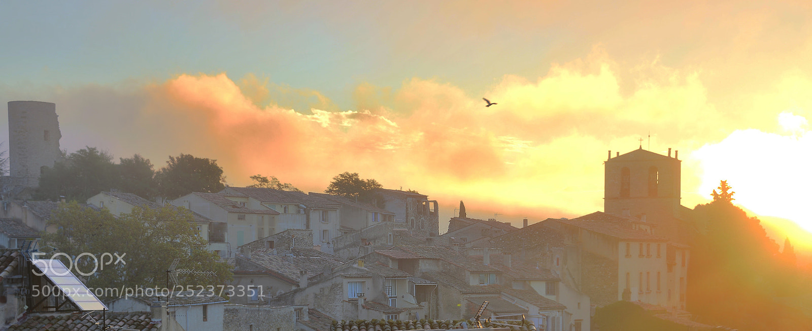 Nikon D800 sample photo. Cucuron sunrise, france photography