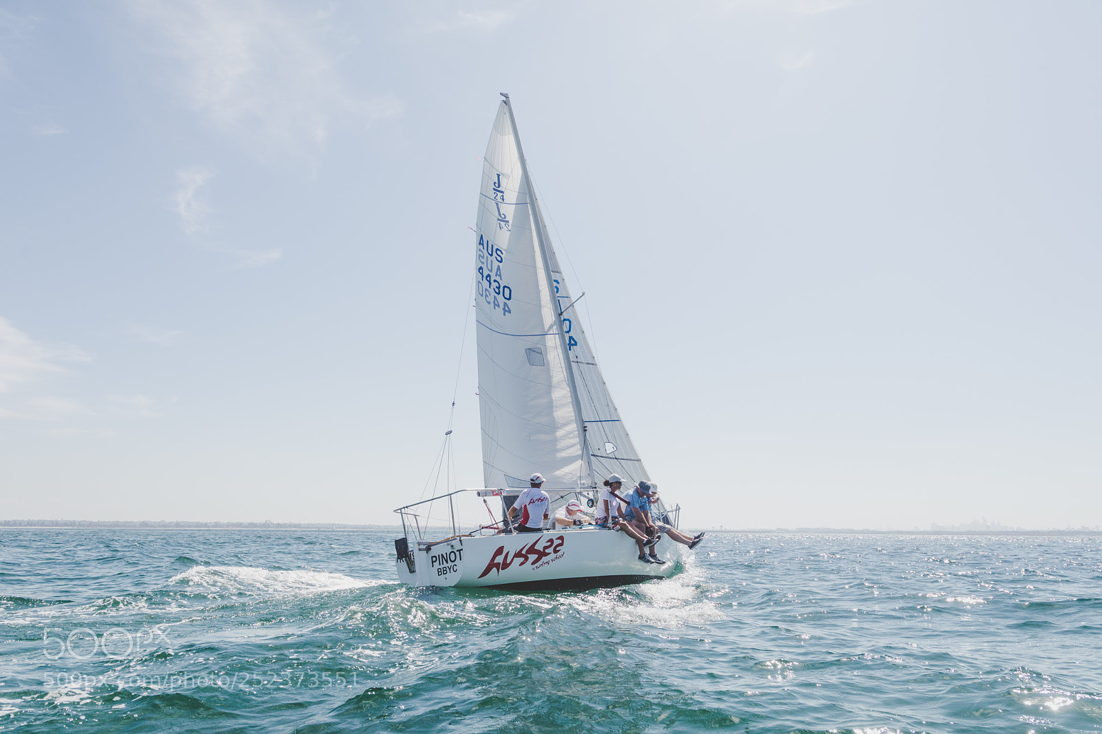 Canon EOS 5D Mark IV sample photo. Botany bay regatta pinot photography