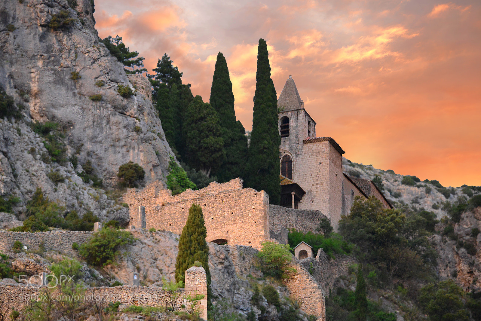 Nikon D800 sample photo. Moustiers-ste. marie photography