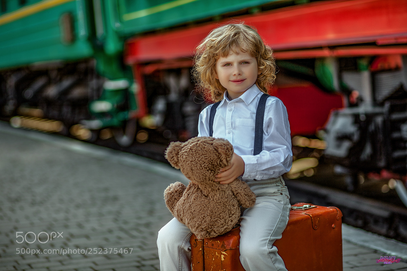 Canon EOS 5D Mark II sample photo. Kid photography
