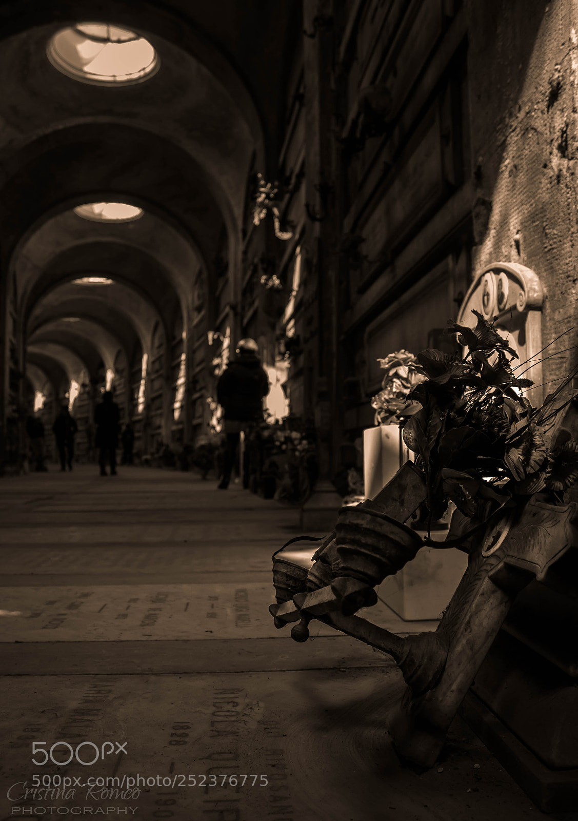 Canon EOS 100D (EOS Rebel SL1 / EOS Kiss X7) sample photo. Wandering souls photography