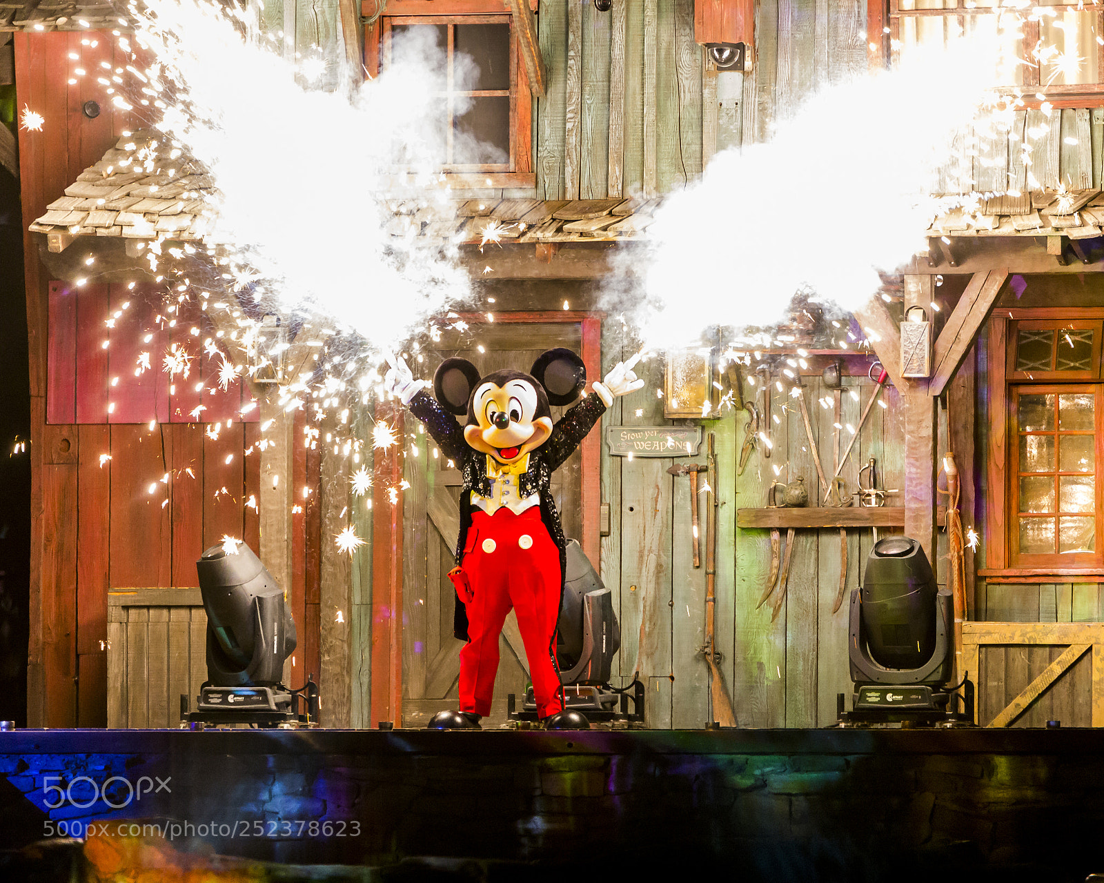 Canon EOS 60D sample photo. Mickey mouse - the photography