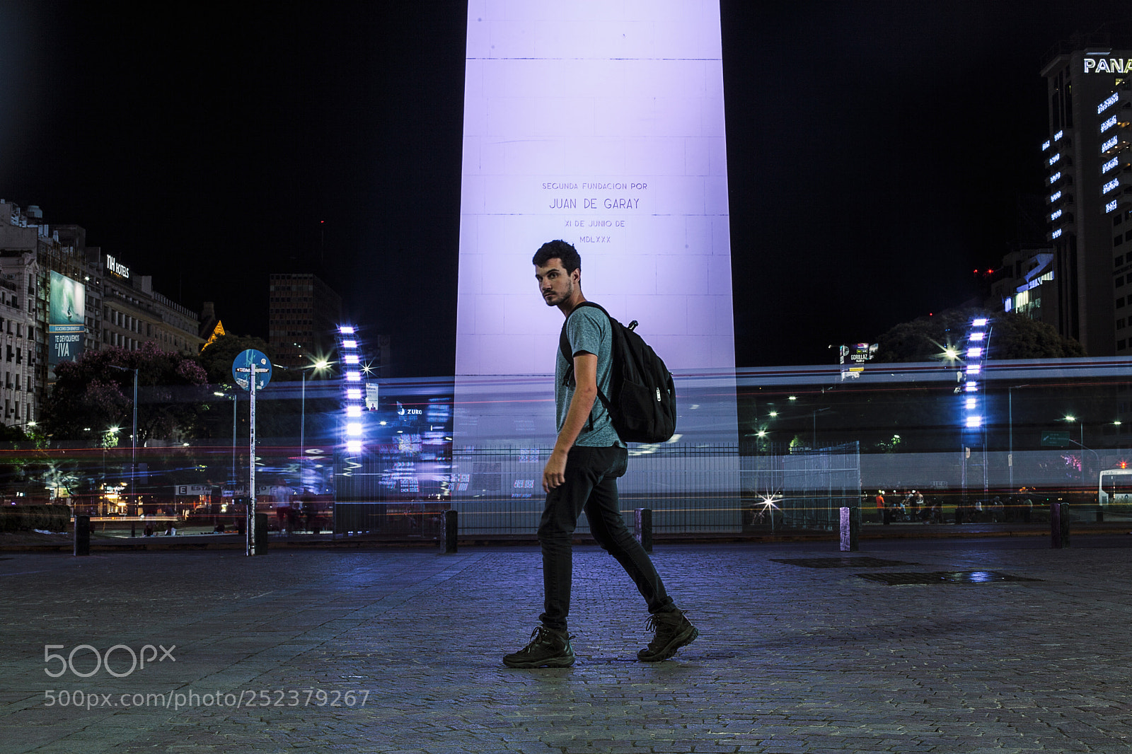 Canon EOS 5D Mark II sample photo. Nocturna photography