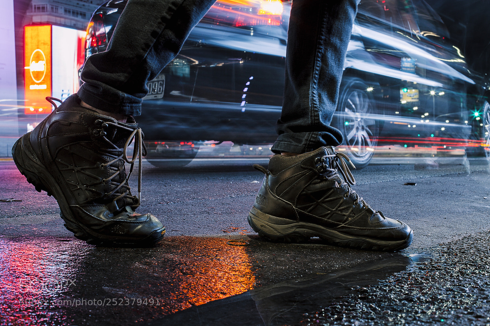 Canon EOS 5D Mark II sample photo. Nocturna photography