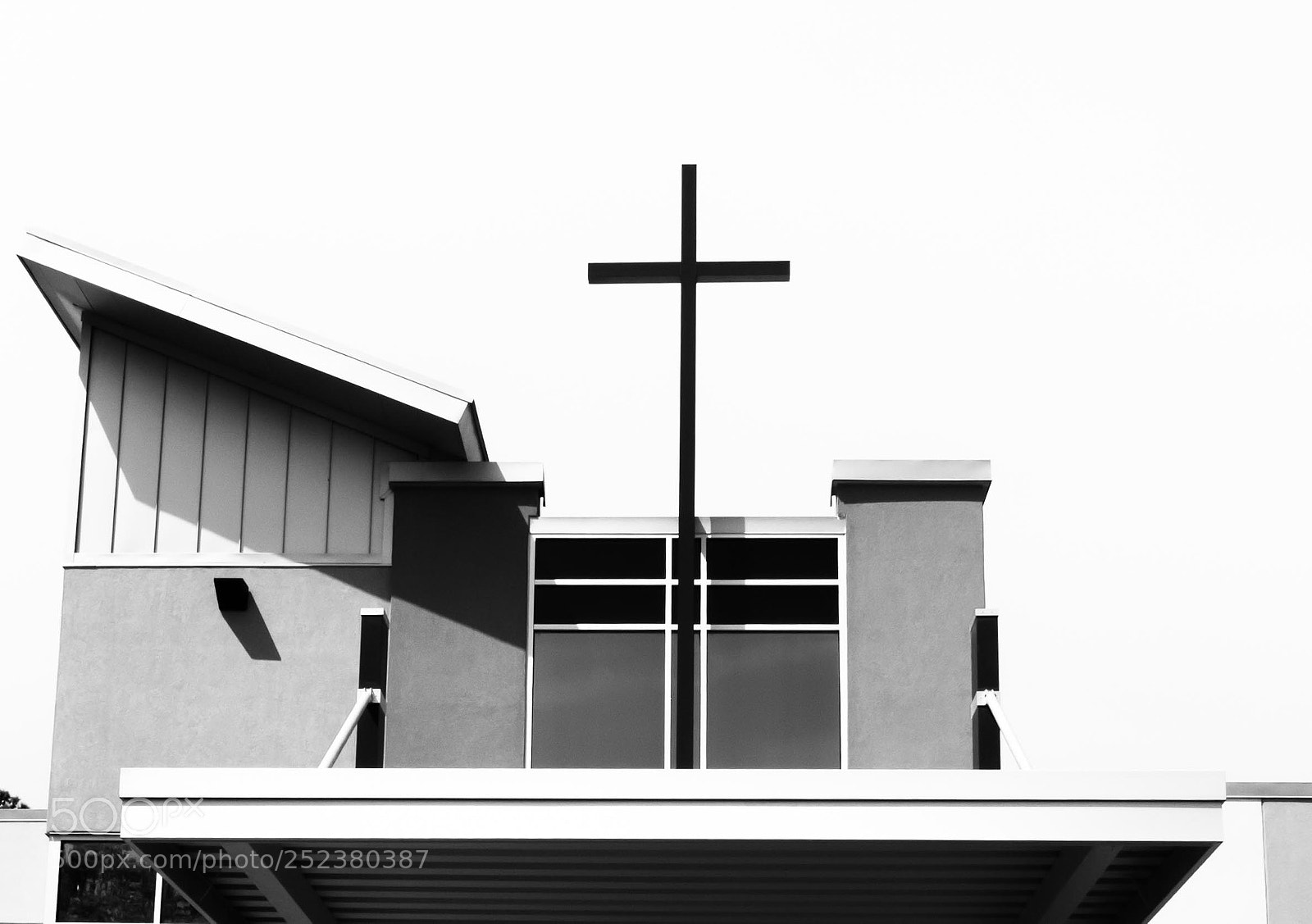 Panasonic Lumix DMC-FZ1000 sample photo. Modern church photography