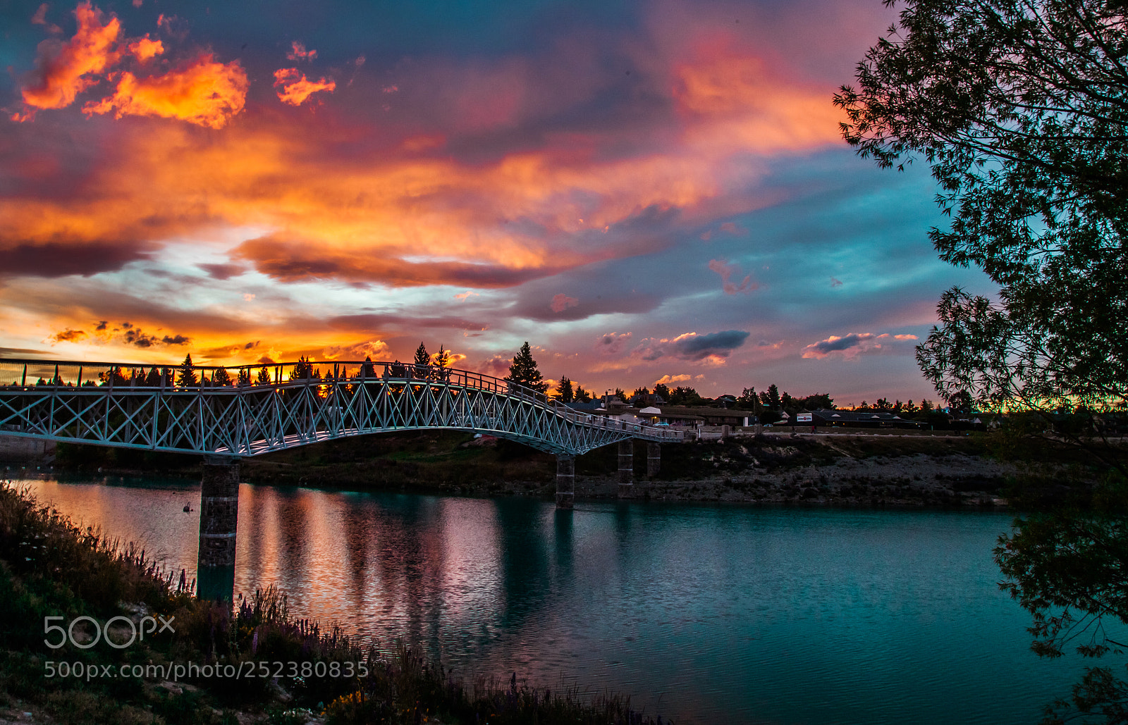 Canon EOS 5D Mark II sample photo. Dusk photography