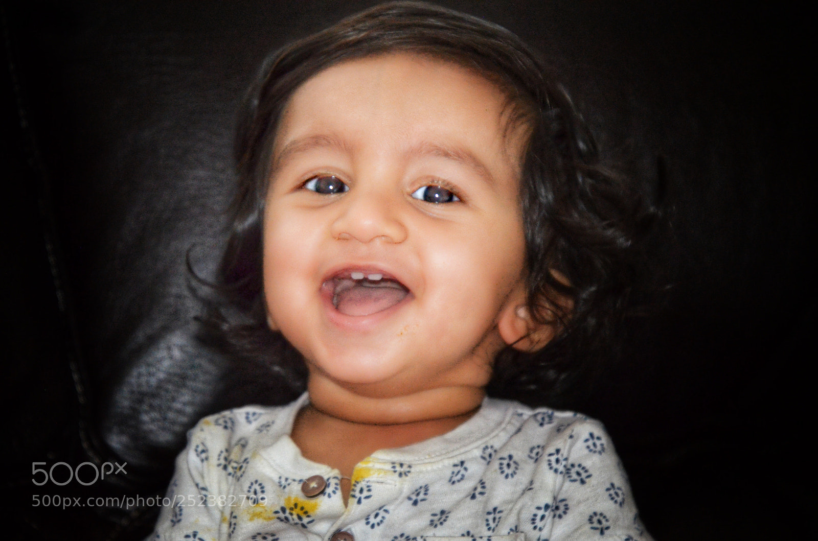 Nikon D5100 sample photo. Stress buster smile photography