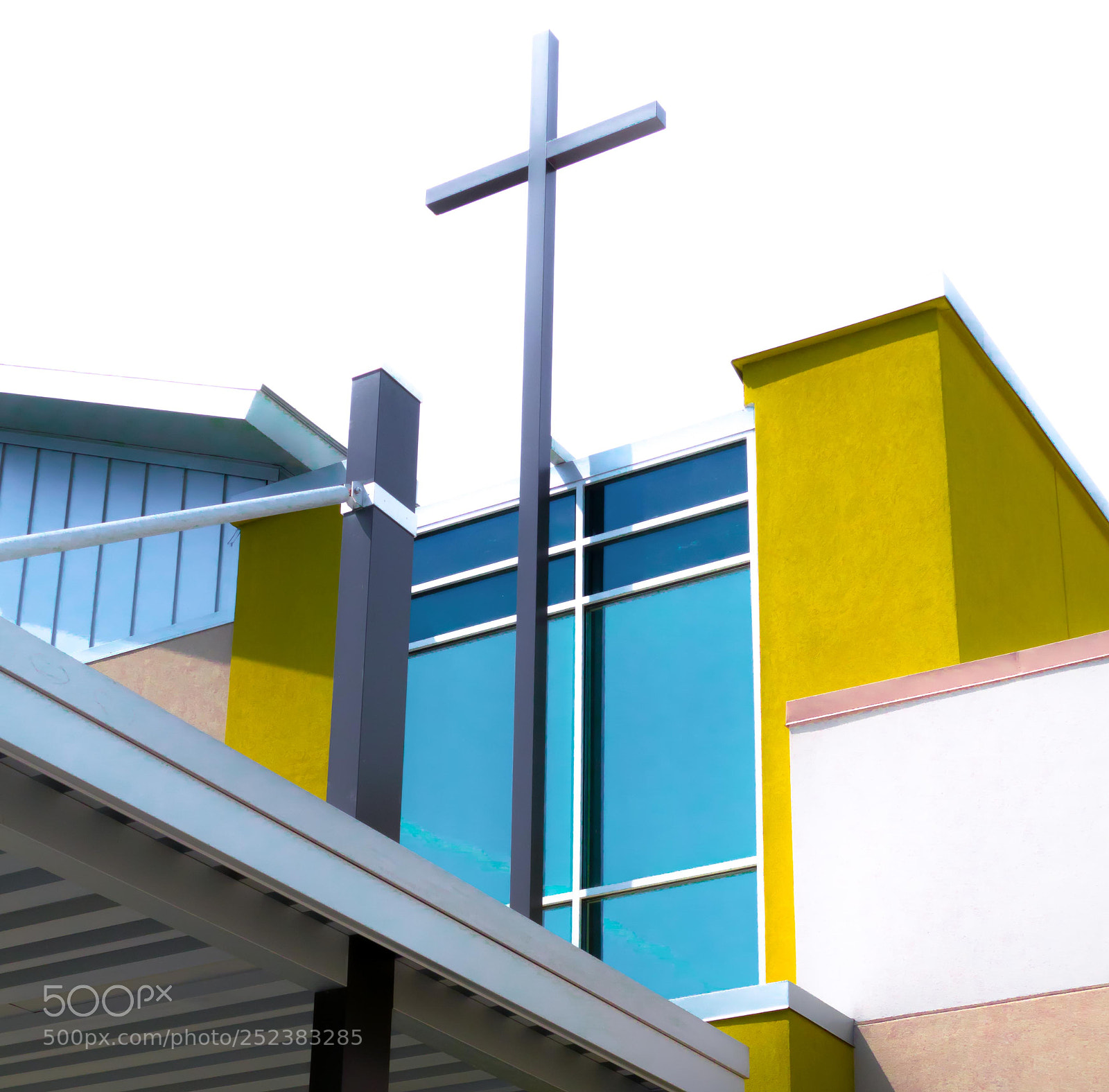 Panasonic Lumix DMC-FZ1000 sample photo. Modern church photography