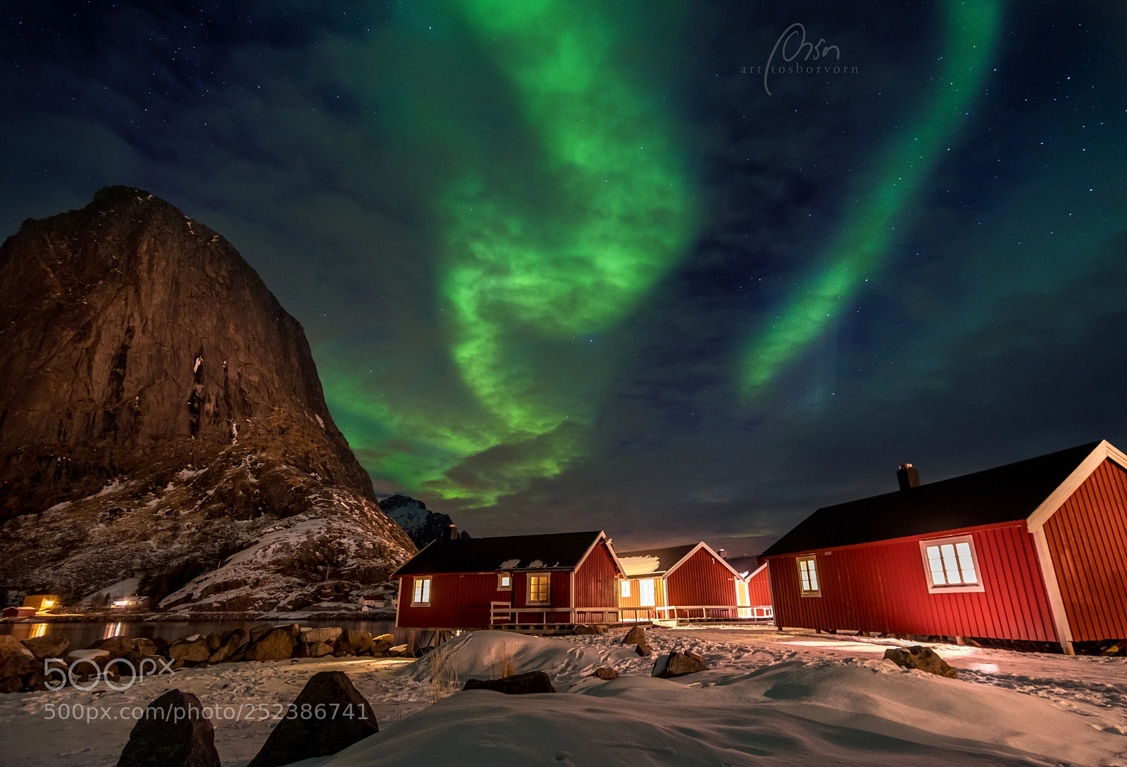 Fujifilm X-T2 sample photo. Red cabins photography