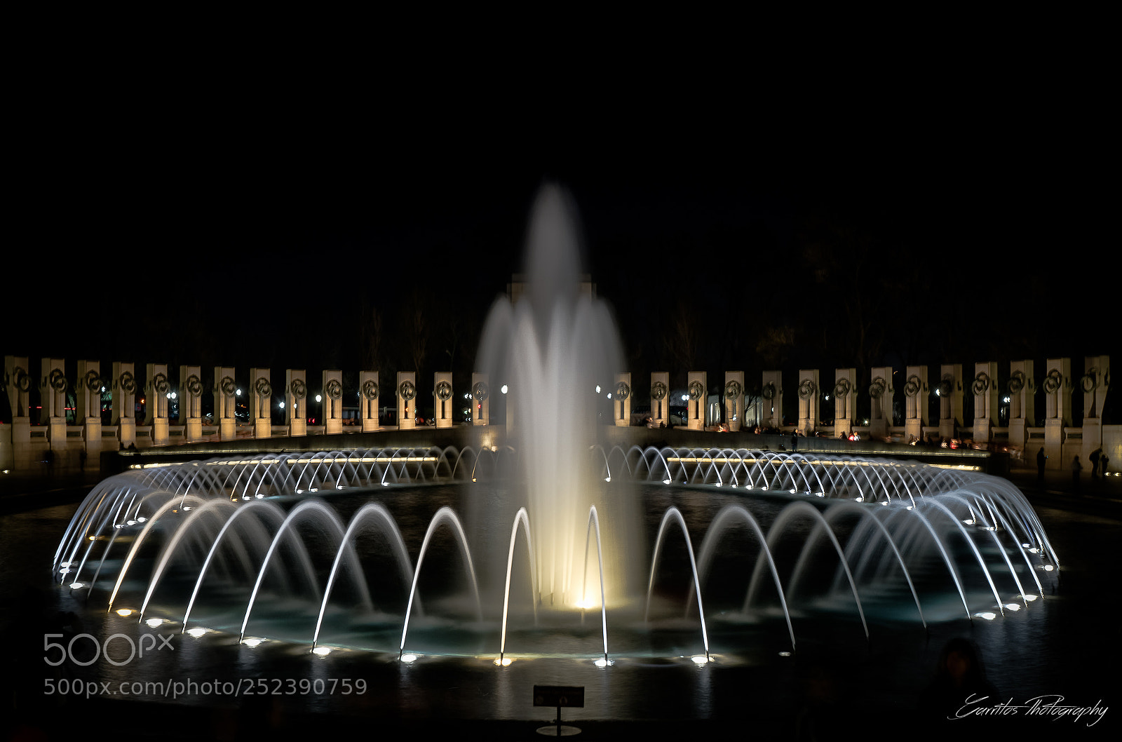Sony a7R II sample photo. Ww2 memorial dc photography