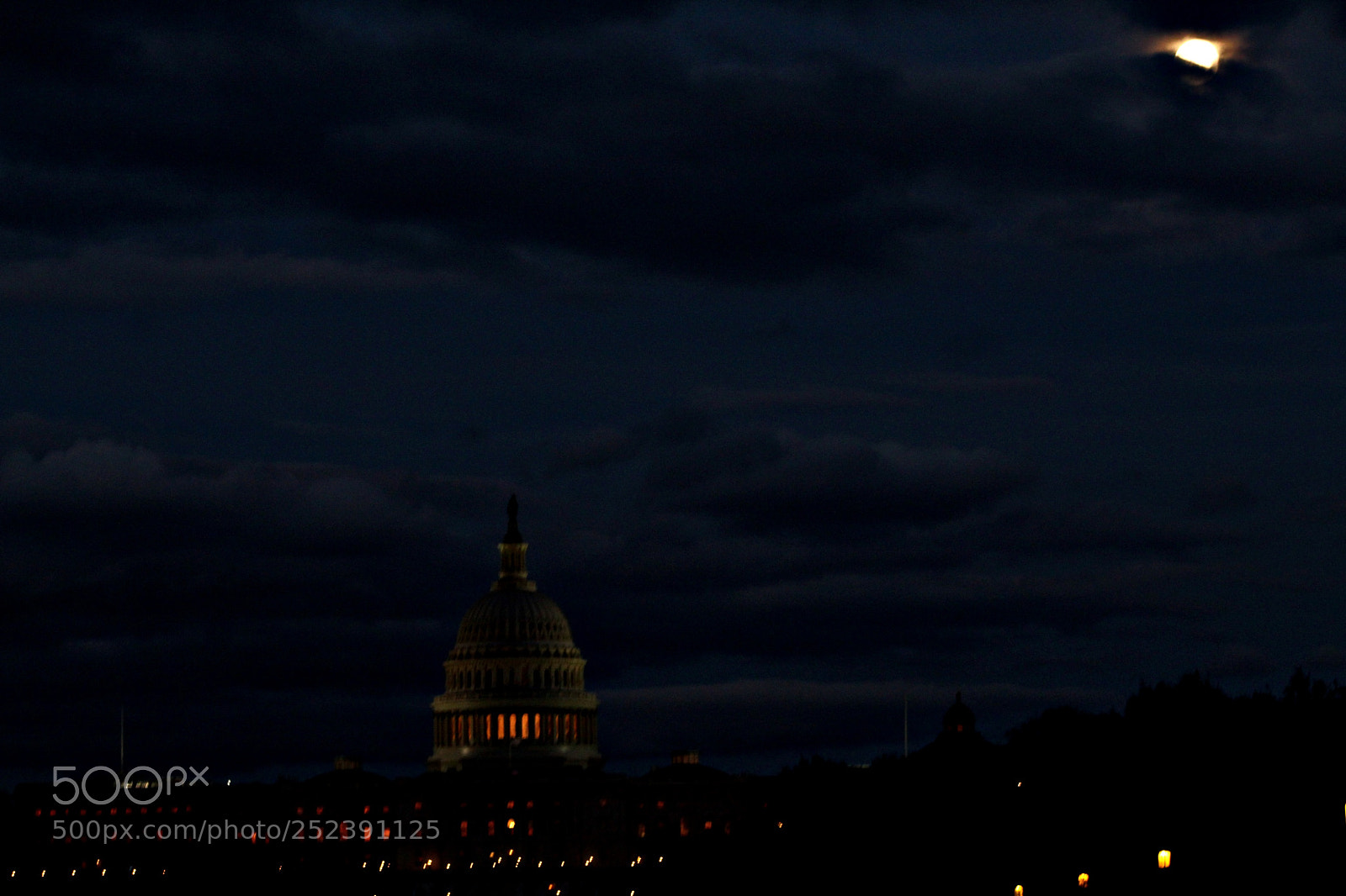 Canon EOS 1300D (EOS Rebel T6 / EOS Kiss X80) sample photo. U.s. capitol building photography