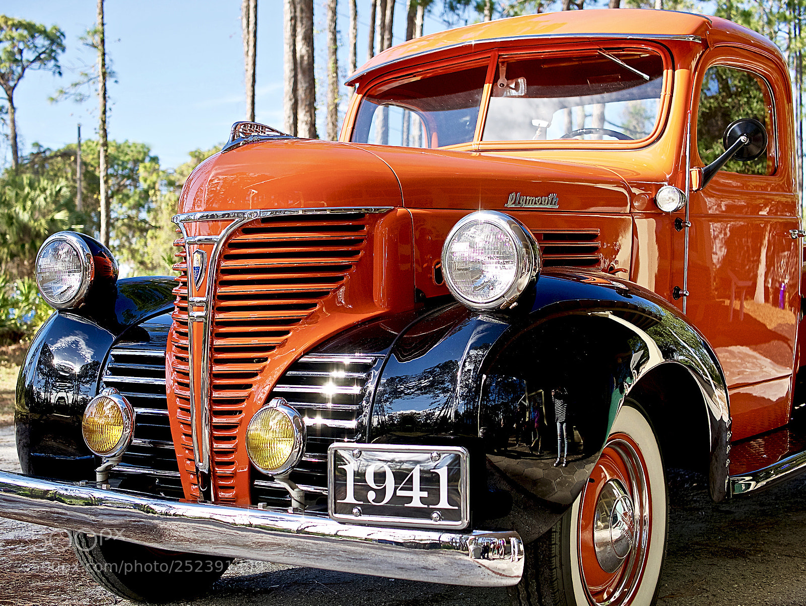 Panasonic Lumix DMC-G85 (Lumix DMC-G80) sample photo. 1941 plymouth pickup photography