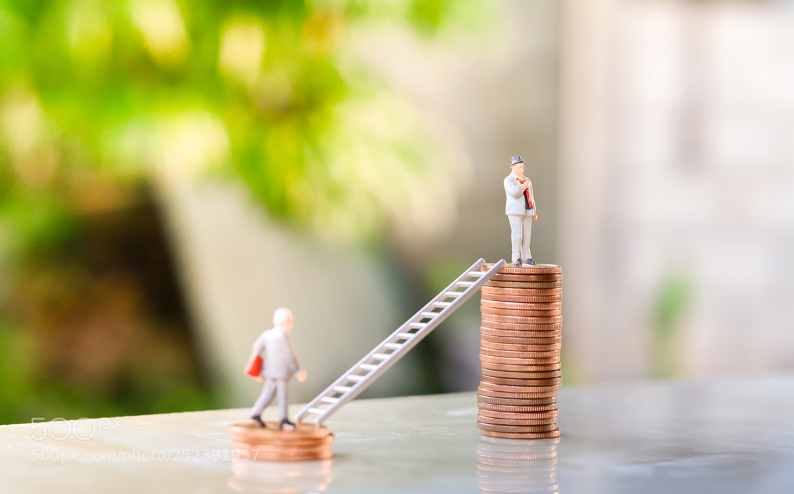 Nikon D7100 sample photo. Tiny miniature businessman models photography