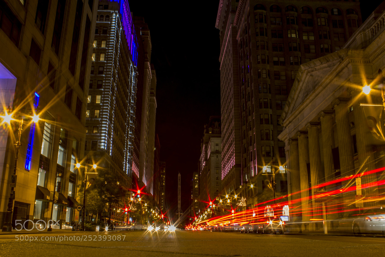 Canon EOS 600D (Rebel EOS T3i / EOS Kiss X5) sample photo. Philadelphia city lights photography