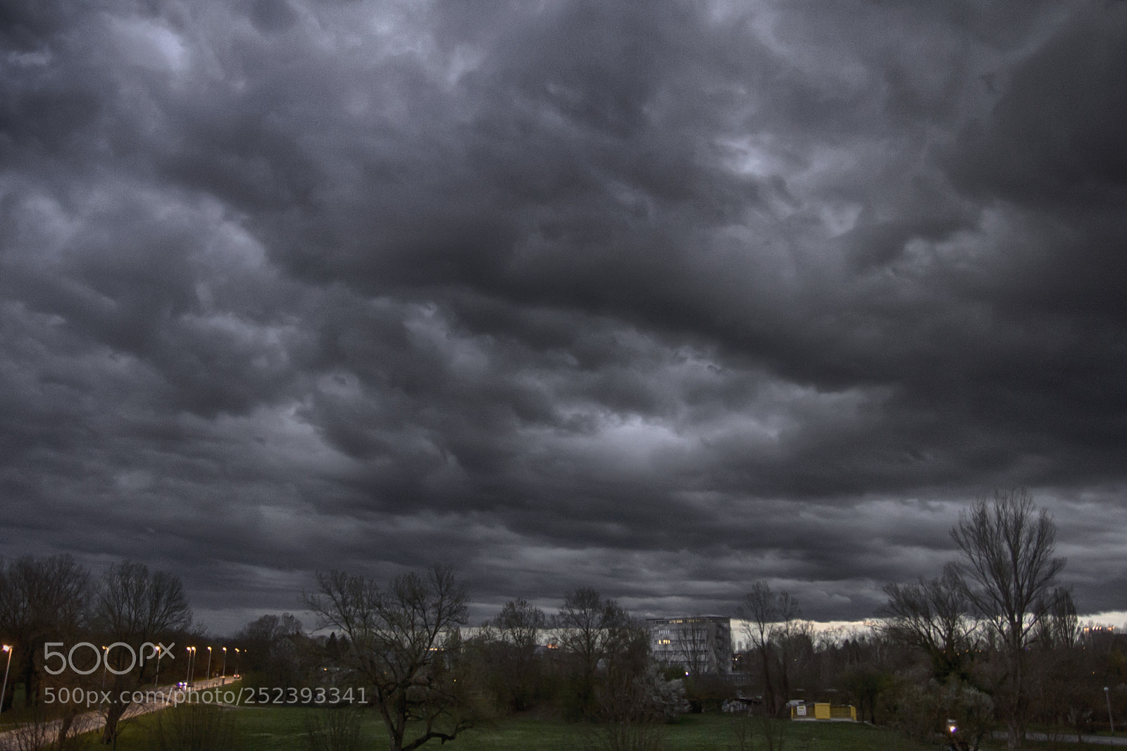 Canon EOS 40D sample photo. A storm is coming photography