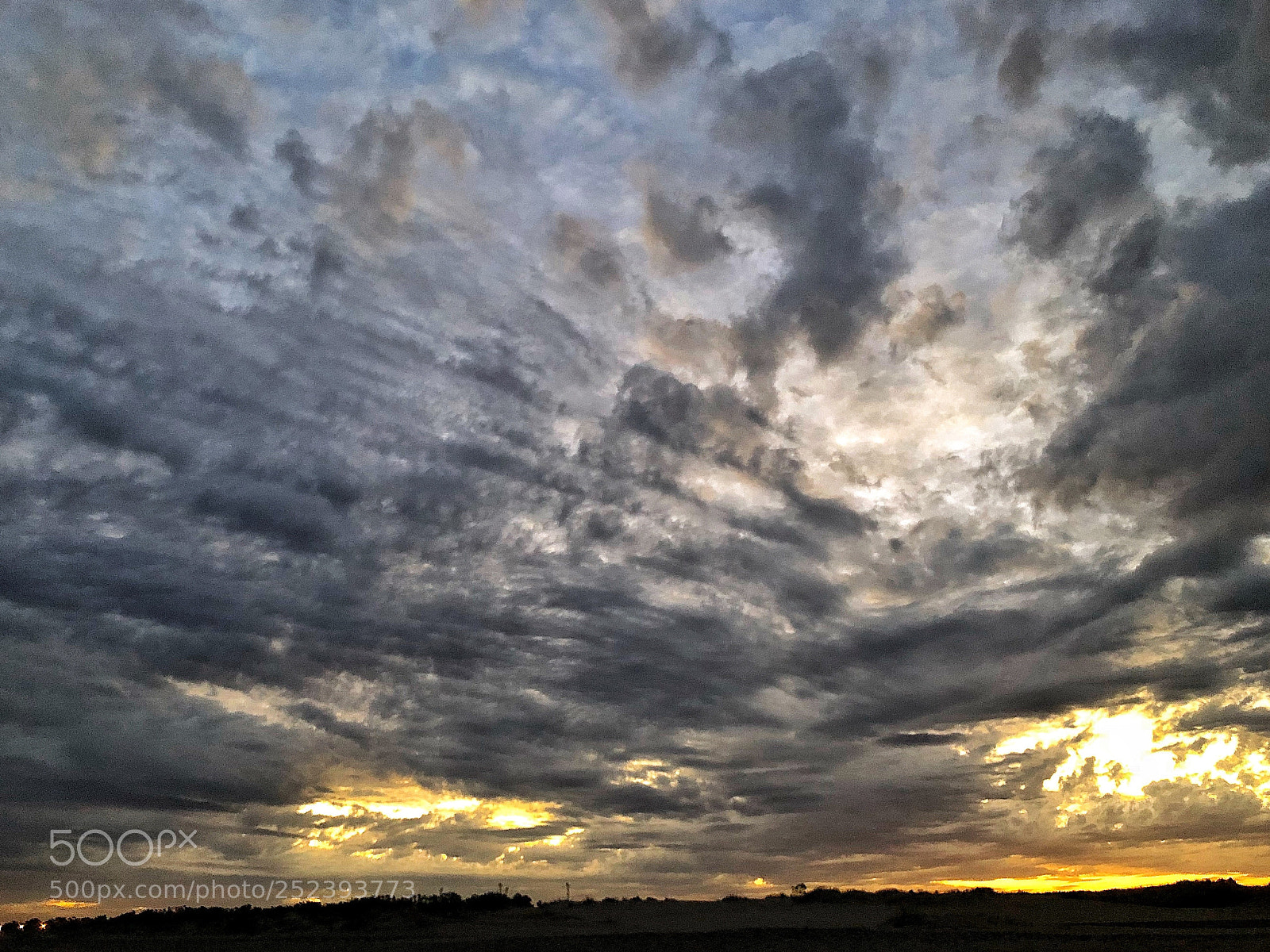 Apple iPhone 8 Plus sample photo. Nubes photography