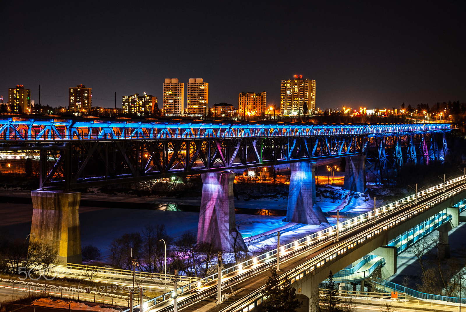Nikon D80 sample photo. Cold, blue city photography