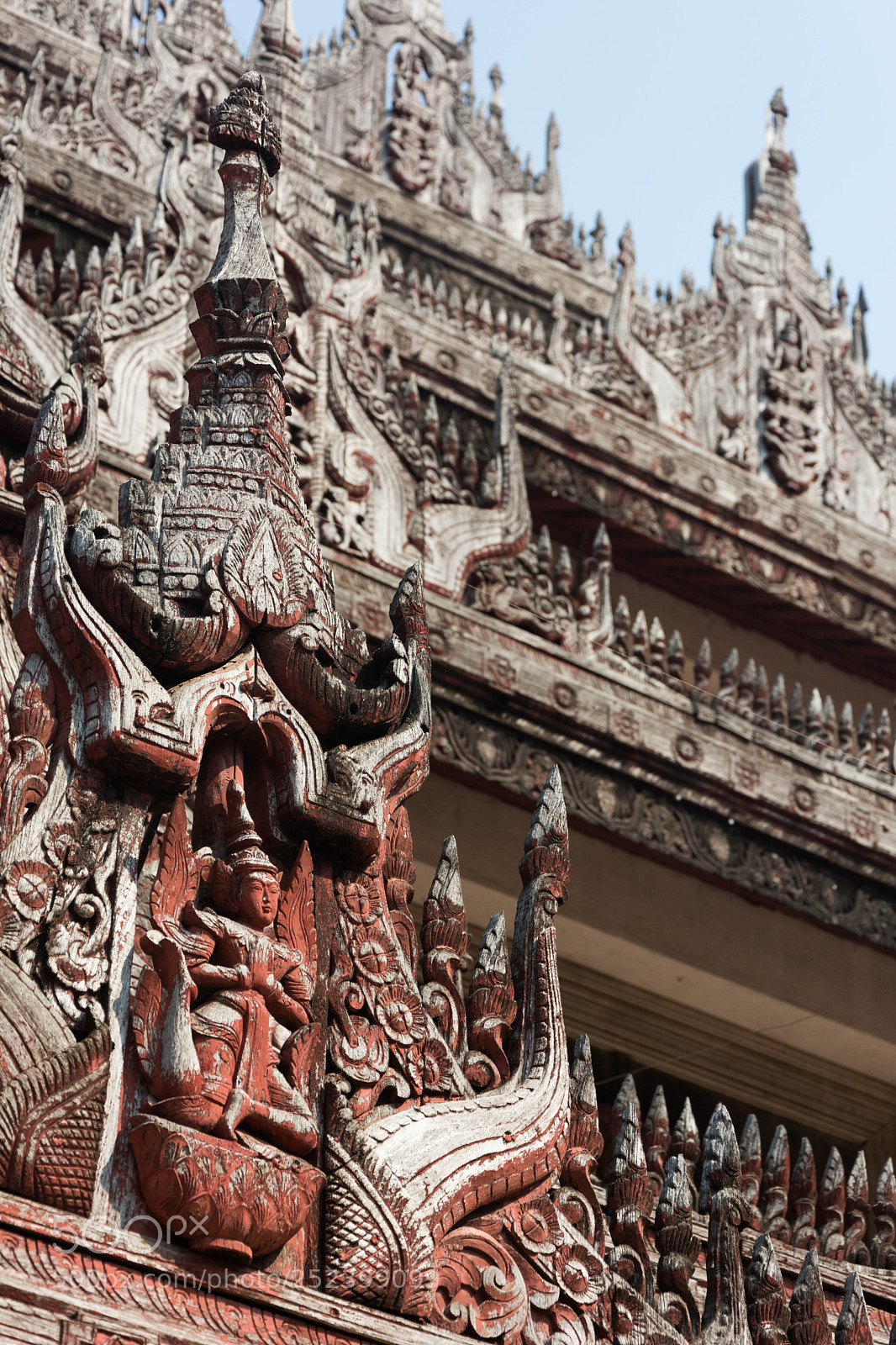 Nikon D7100 sample photo. Wooden sculptures of pagoda photography