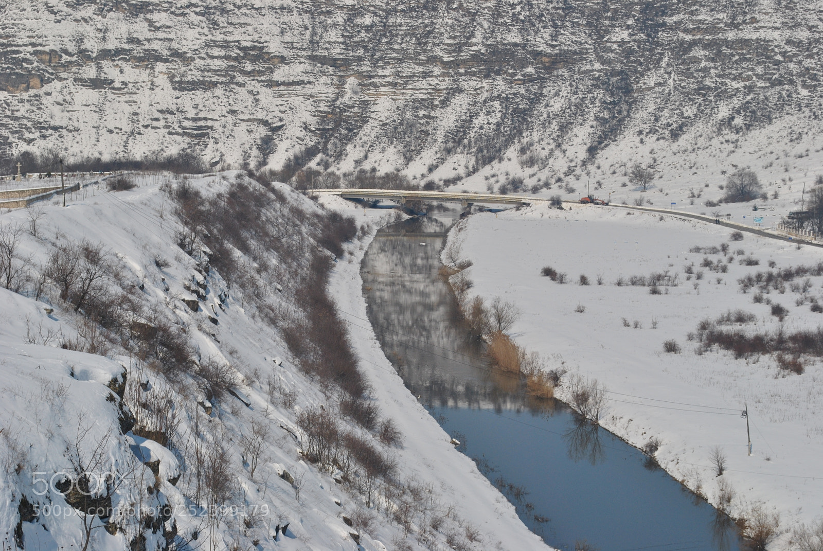 Nikon D3000 sample photo. Winter in the beginning photography