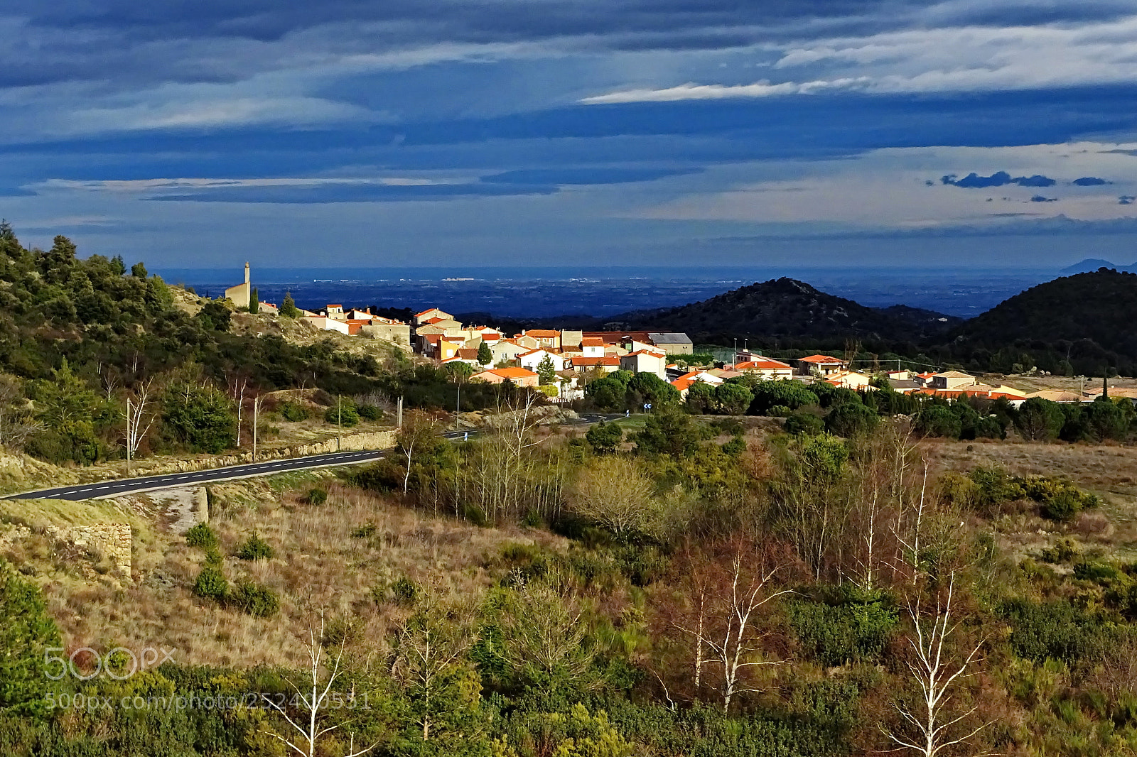 Sony Cyber-shot DSC-HX400V sample photo. The town photography
