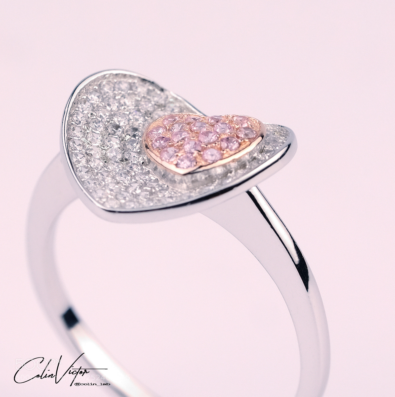 Fujifilm X-T20 sample photo. Heart ring photography