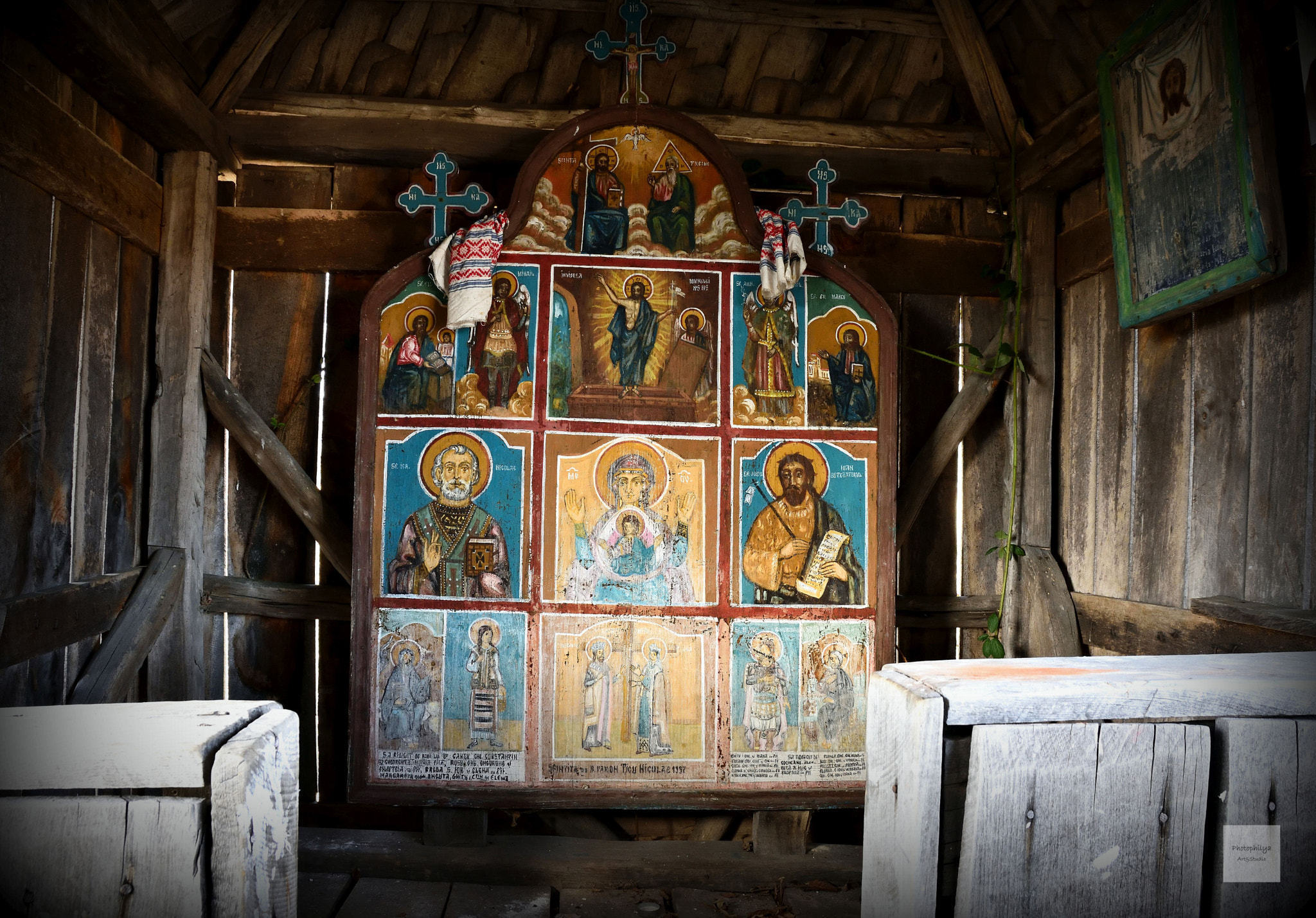 Sigma 17-70mm F2.8-4 DC Macro OS HSM | C sample photo. Altar photography