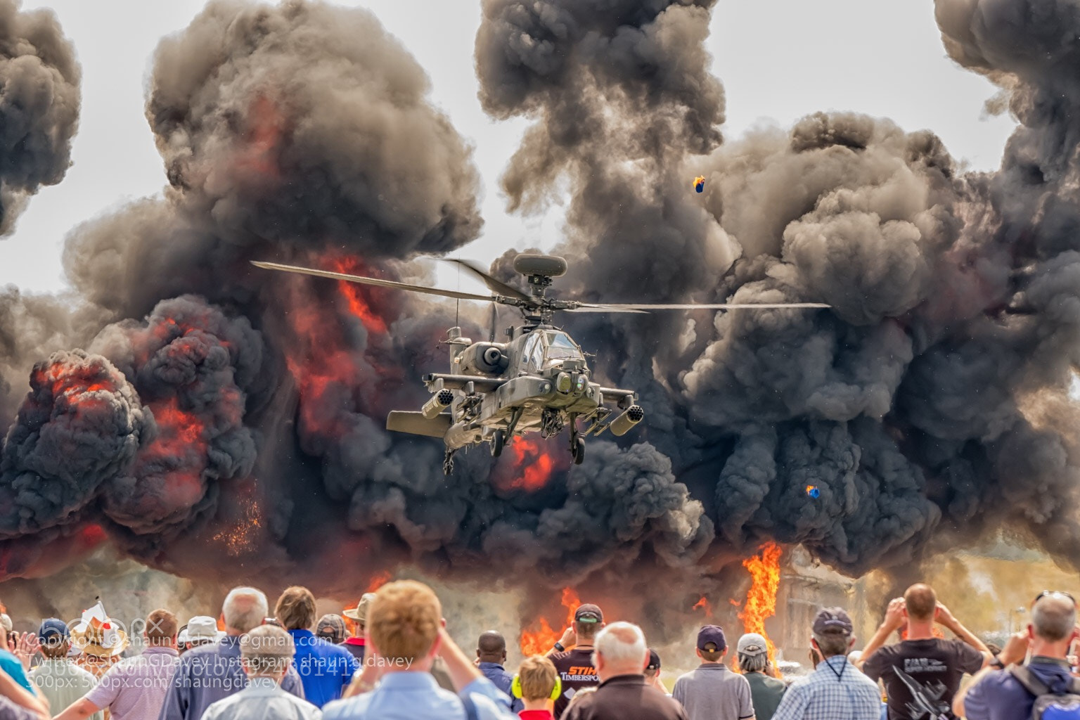 Fujifilm X-T2 sample photo. Apache attack, yeovilton air photography