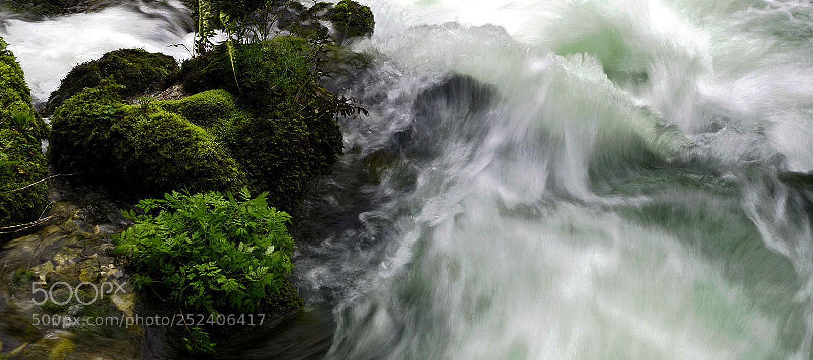 Sony ILCA-77M2 sample photo. The wave photography