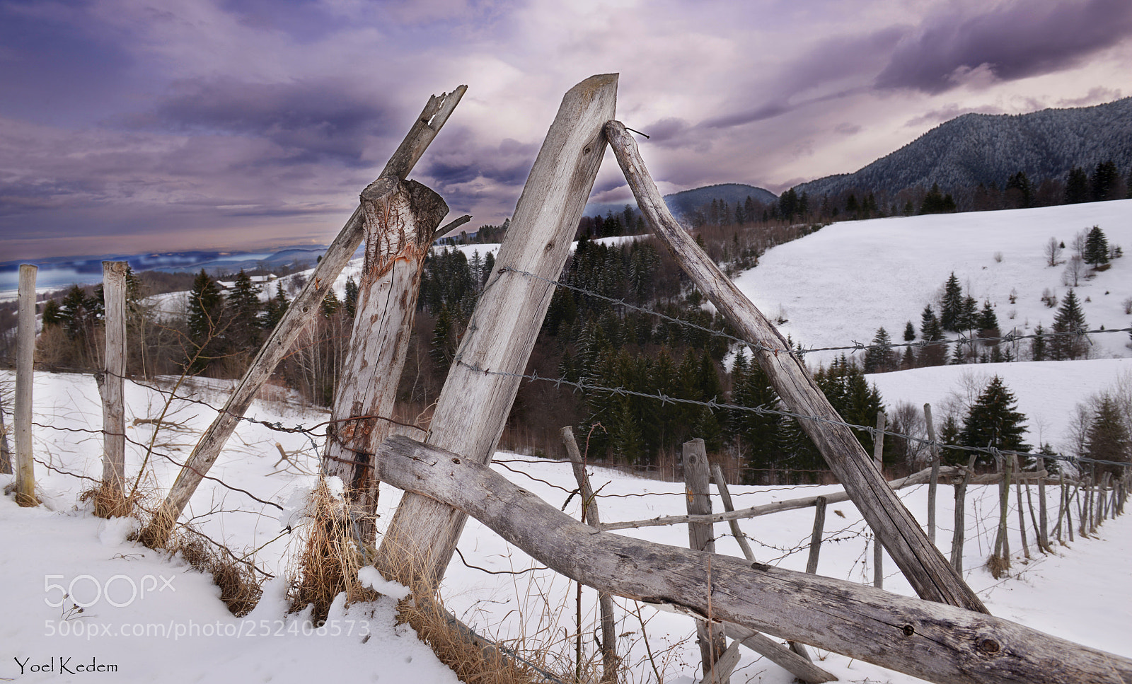 Nikon D800 sample photo. The bucegi fence photography