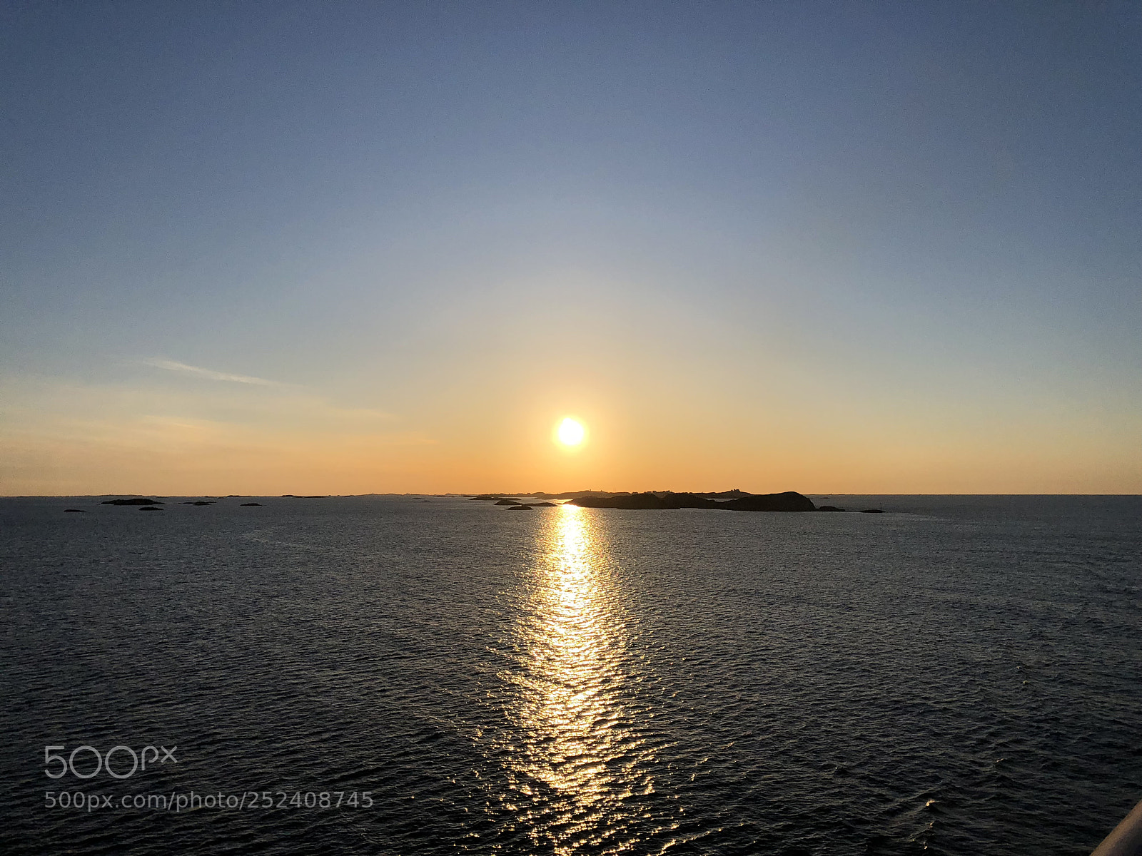 Apple iPhone X sample photo. Sunset in norway photography
